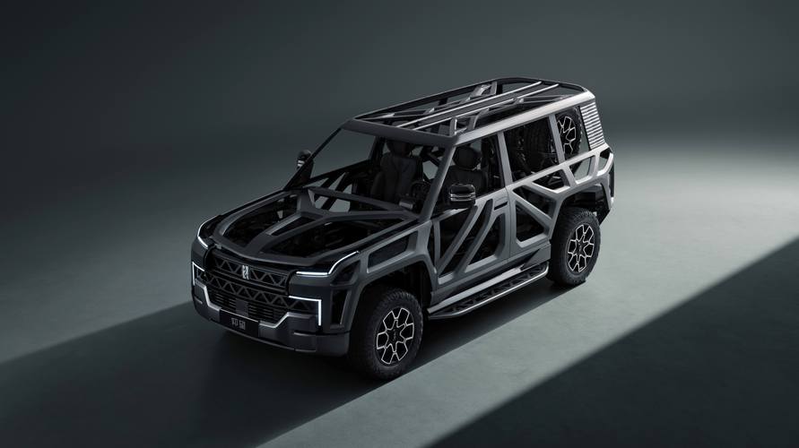 东莞202仰望U8硬派越野的科技魅力，国能汽车对传统燃油车市场的冲击